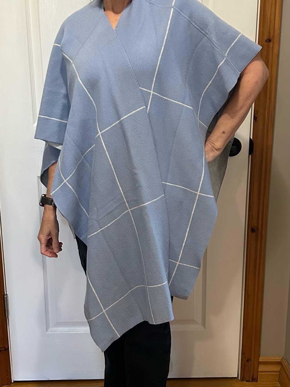 Wynne Collection Light Blue Windowpane Knit Poncho